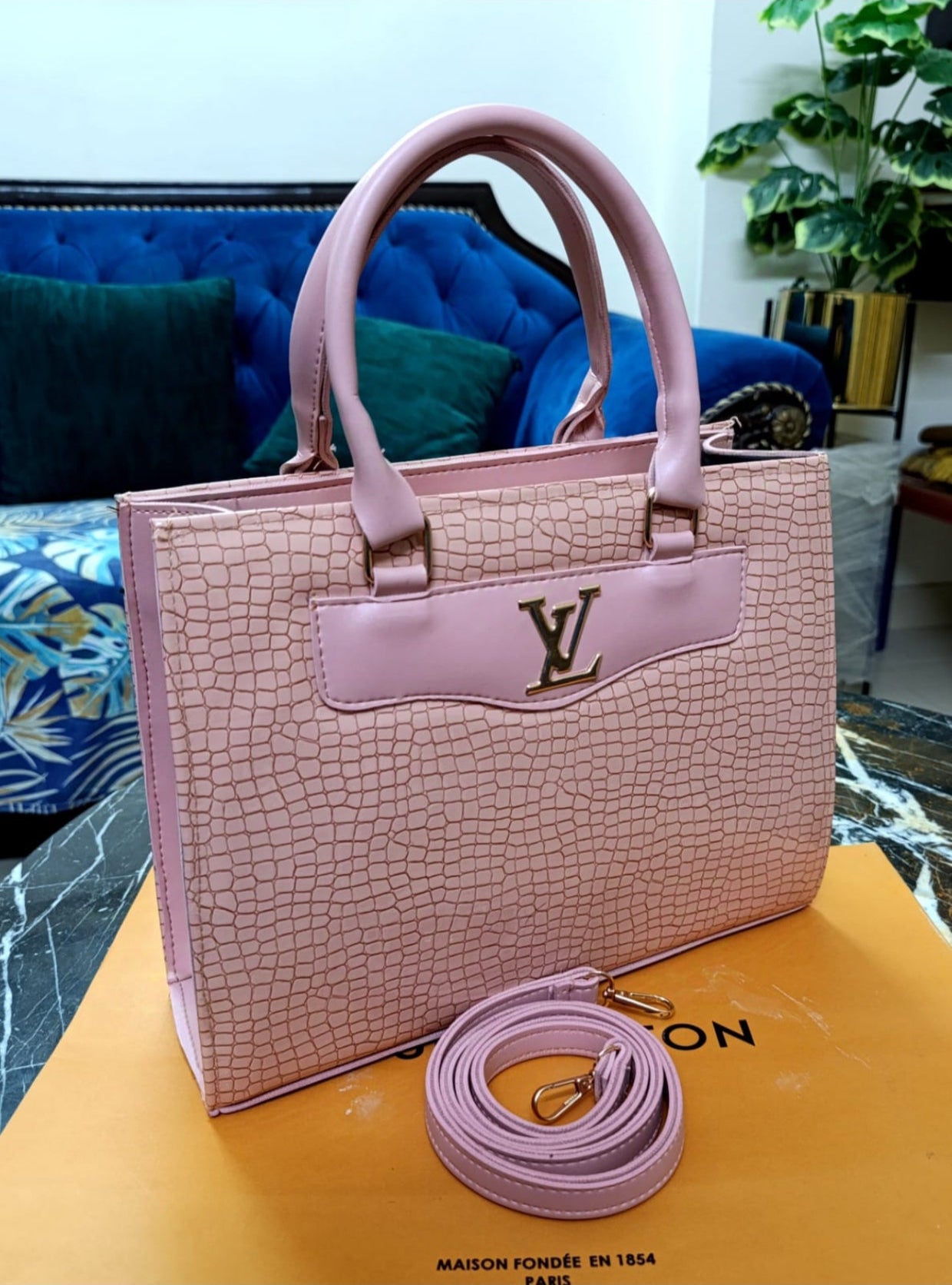 Single LV